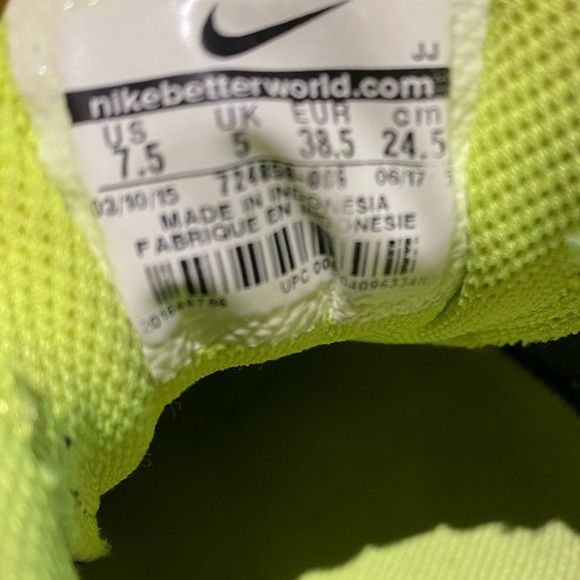 Nike Training Shoes - Picture 5 of 5